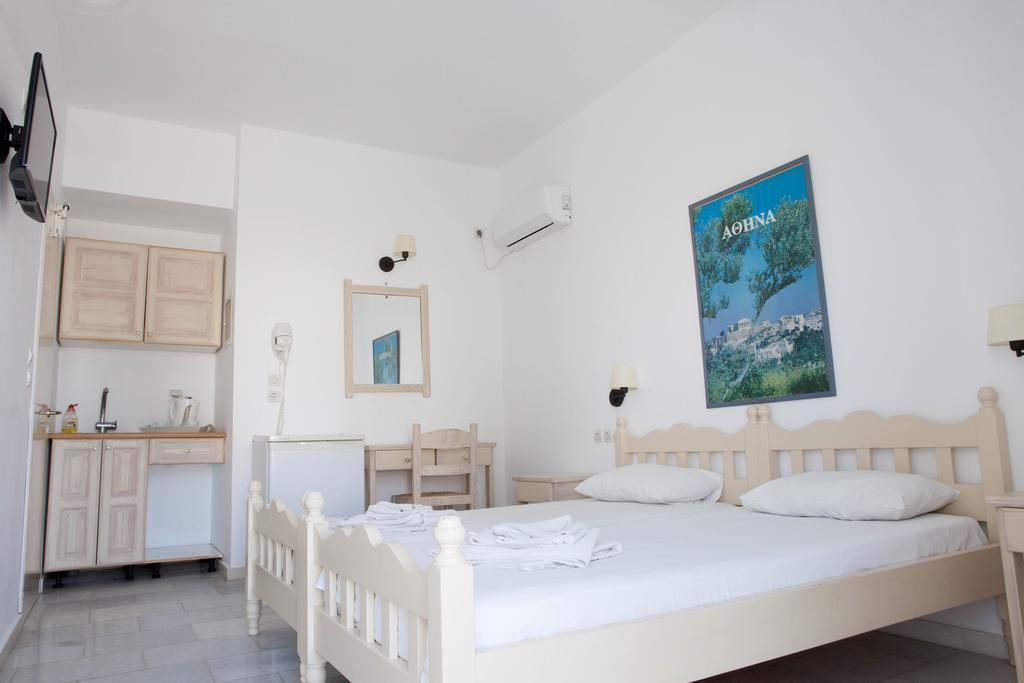 Hotel Begleri Antiparos Town Quarto foto
