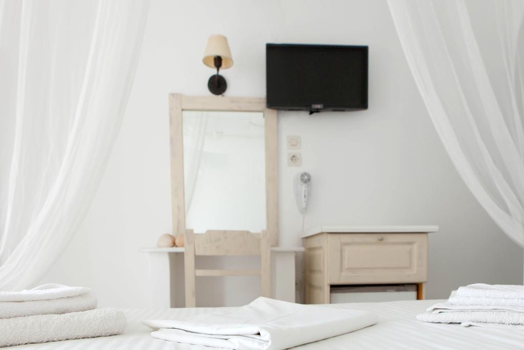 Hotel Begleri Antiparos Town Quarto foto